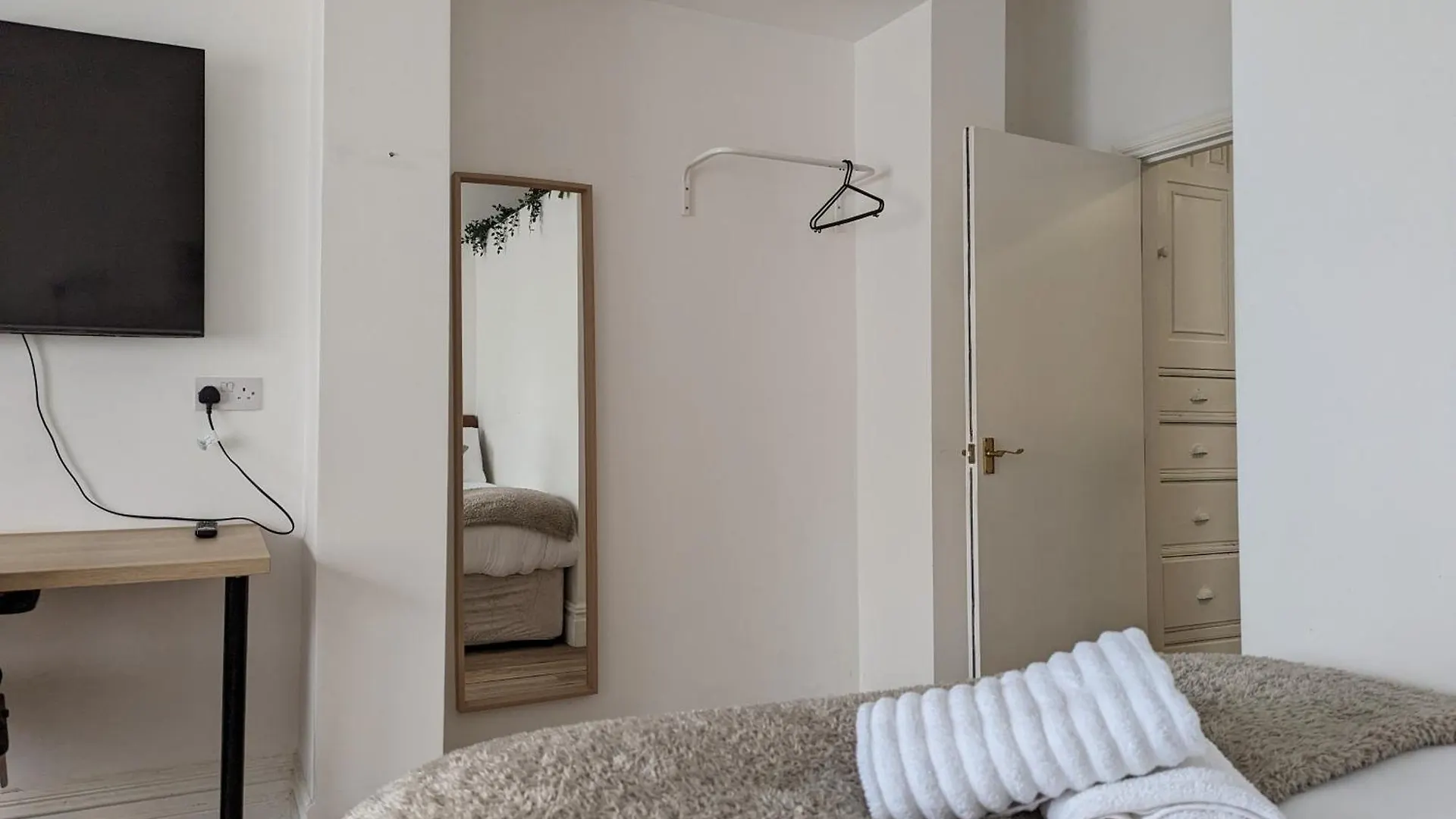 Serene 1 Bedroom Flat In Roath Cardiff Appartement