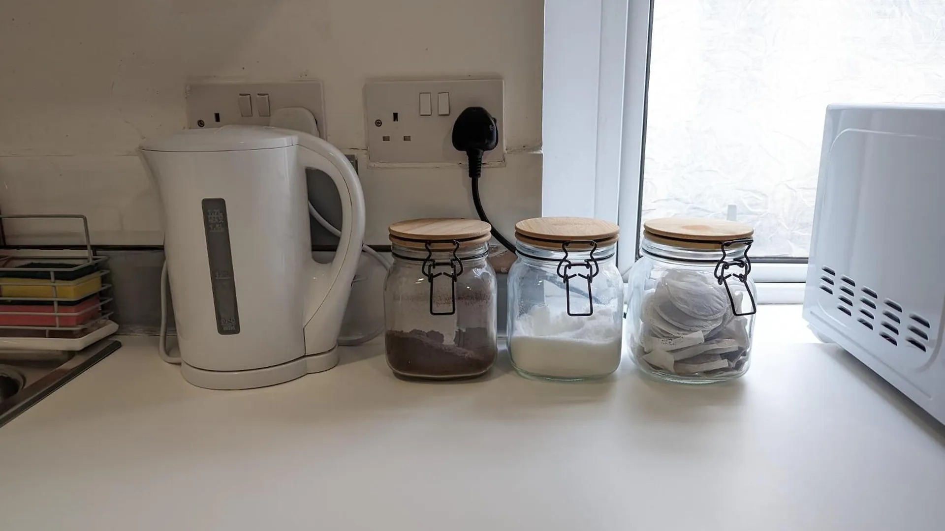 Serene 1 Bedroom Flat In Roath Cardiff